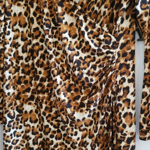 PLUS SIZE SEXY LEOPARD PRINT MINI WRAP DRESS 2X 20 - Picture 5 of 5